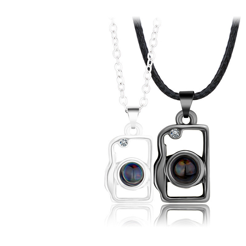 Collier Karl